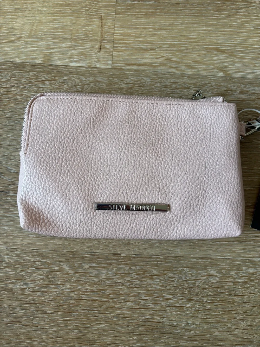 NWT Steve Madden Blush Pink Wristlet Wallet - Picture 2 of 10